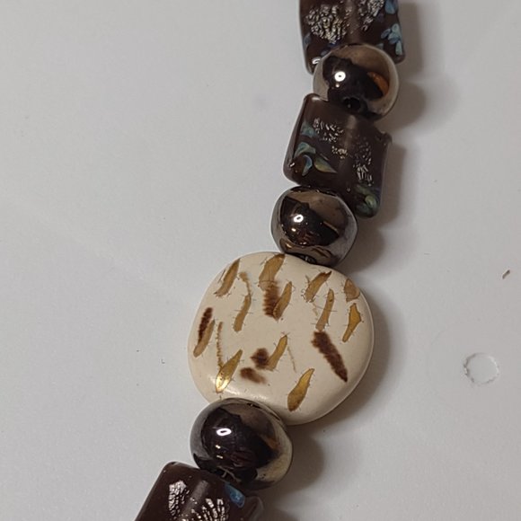 19.5 Inch Glass And Ceramic Bead Necklace - Picture 4 of 11